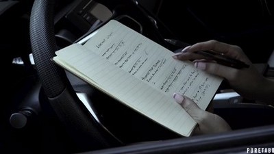 Инцест, Молоденькие, Блондинки, С отцом, С дочерью, Кончил на лицо, В спальне, В майке,