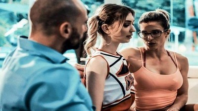 Инцест, Мамки, ЖМЖ, Блондинки, Кончил на лицо, На диване, С дочерью, С матерью, С отцом,